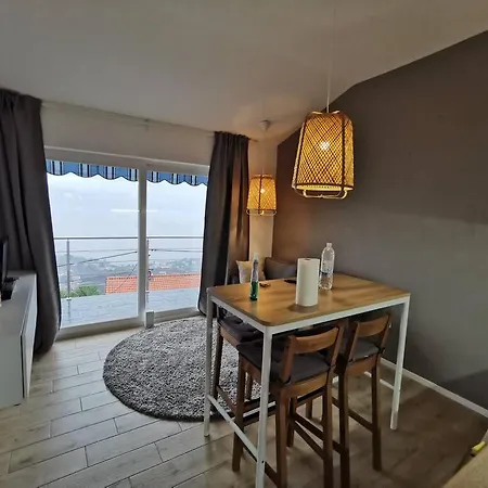 Ferienwohnung Mit 180° Meerblick Dobrec Exterior photo
